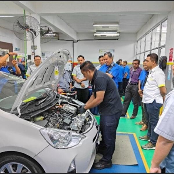 CLIENT : KOLEJ KOMUNITI KEPALA BATAS