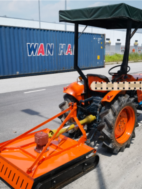 Kubota l1500 Tractor Mesin Rumput